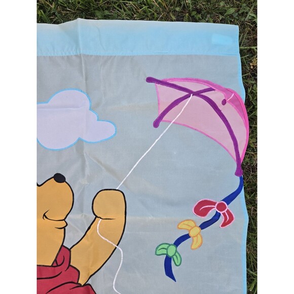 DISNEY WINNIE THE POOH KITE FLYING FLOWER SUMMER FUN APPLIQUE LARGE YARD FLAG NW - Picture 4 of 7